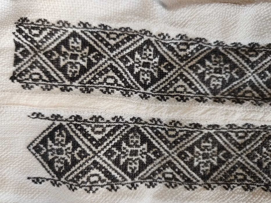 Set autentic costum popular Banat (Ie + Poale) jud. Timiș – Vechime cca. 100 ani