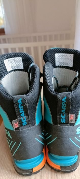 Обувки Scarpa 39 размер