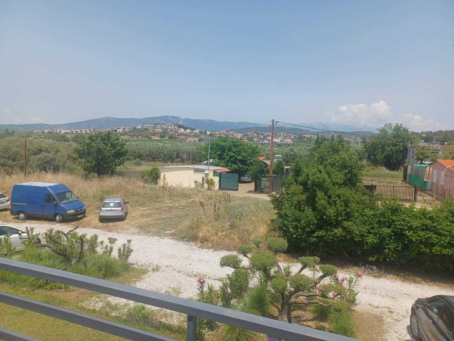 Продава нова лукс къща 72 м2 двор 557 м2 в Паралия Каряни, Гърция