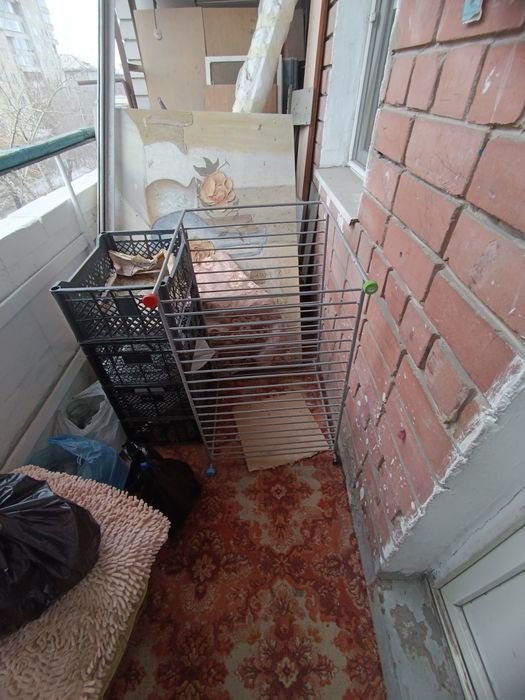 Продам полка под цветы или обувь