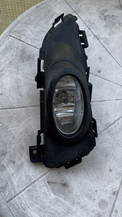 Десен халоген Mazda 3