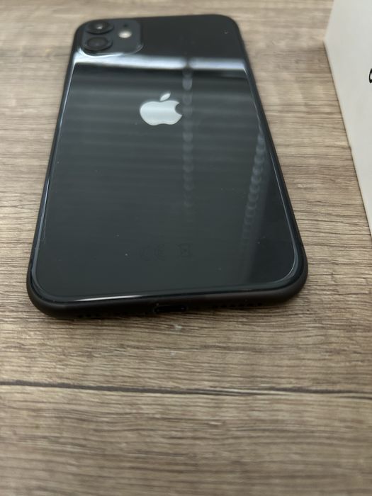 Перфектен Iphone 11 128GB
