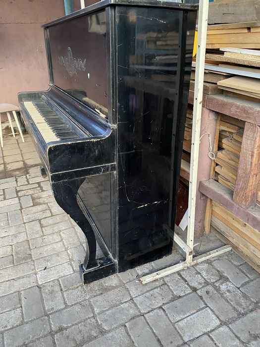Продам Пианино б/у