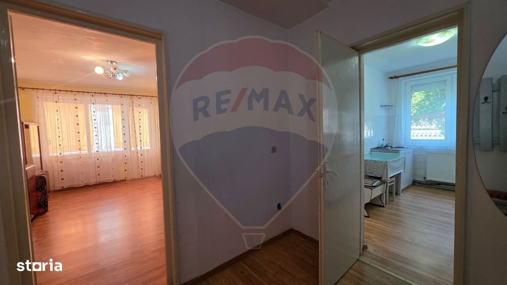 Apartament 3 camere de vânzare- str. Sondorilor, Medias