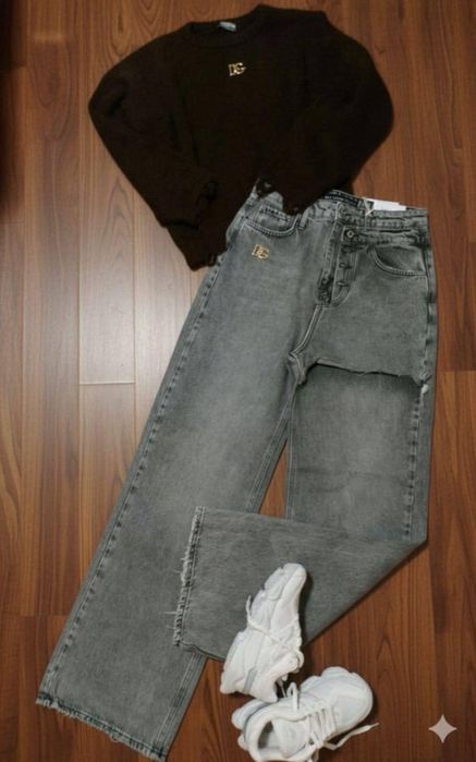 Compleu damă diferite modele