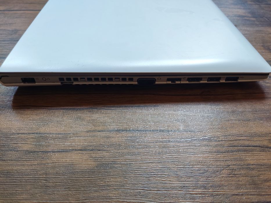 Лаптоп Lenovo Z50-70