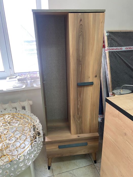 Комоды с витрины