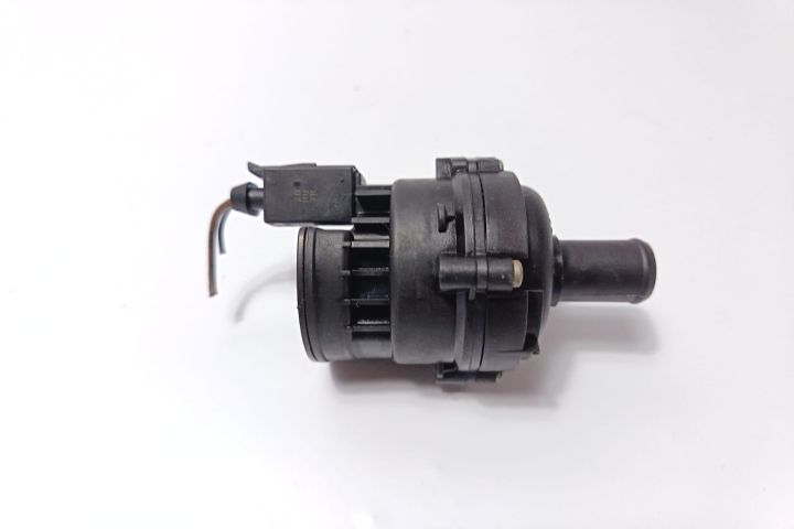 Pompa recirculare apa A2118350364 Mercedes-Benz Sprinter prima genera