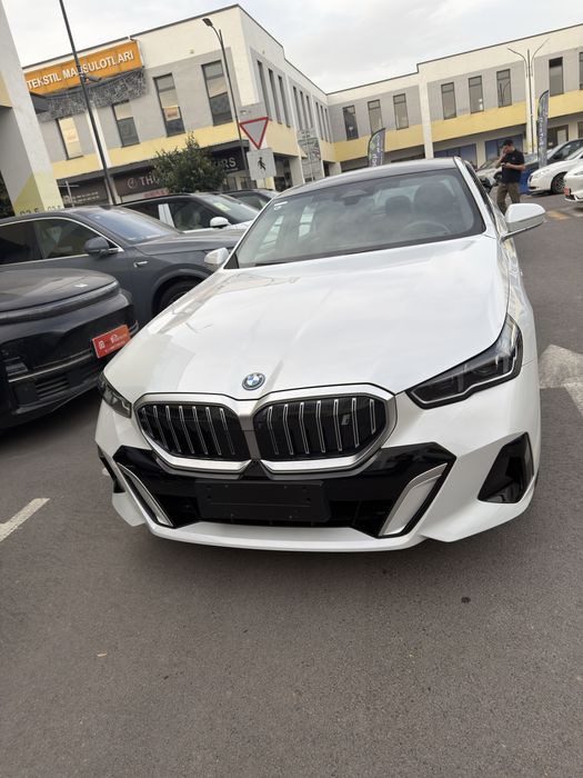 BMW i5 40L M-Sport 2025 yil