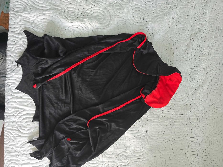 Costum haloween copii 5-6 ani pirat si vampir