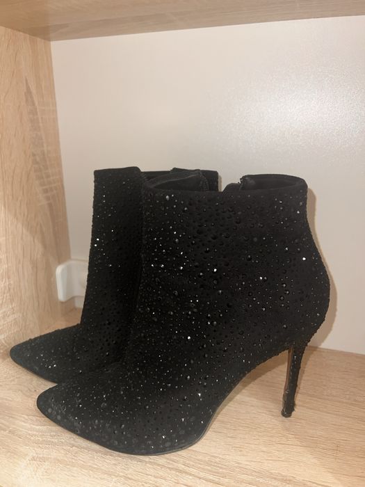 Туфли на шпильке