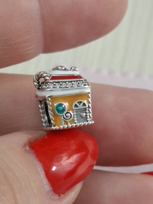 Pandantiv Căsuță din Turtă Dulce