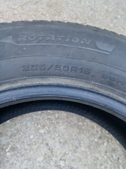 Două cauciucuri de iarna  Fulda  205 60 16