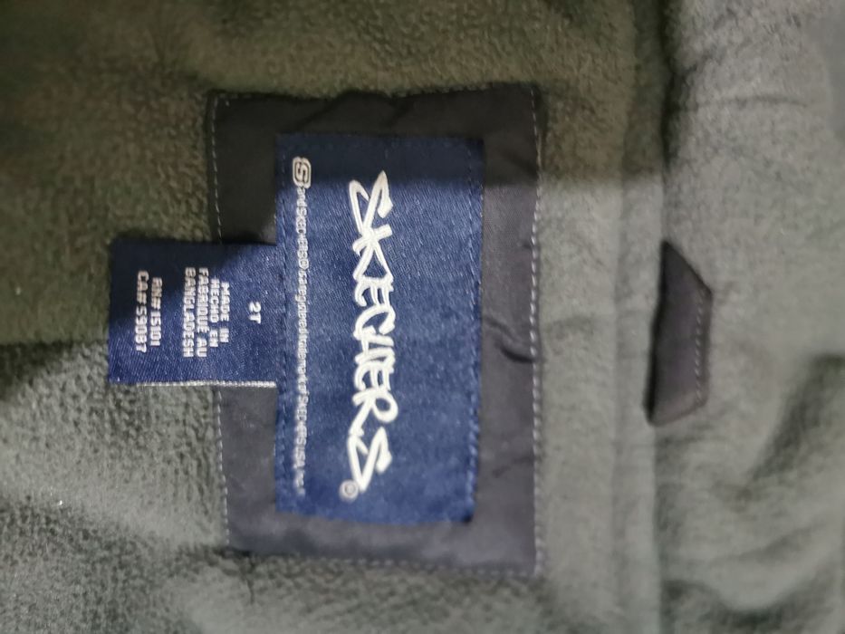 Продам куртку на 2-3 годика