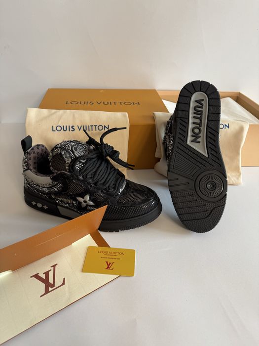 *PREMIUM* Louis Vuitton Skate Negri