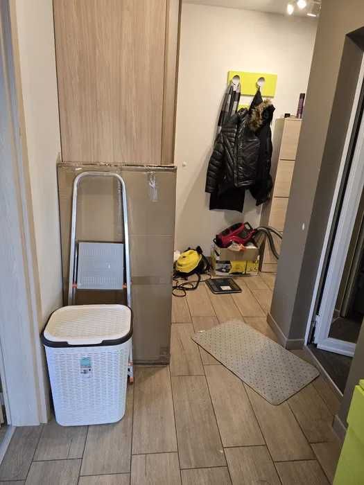 Дава се под наем Тристаен апартамент в София, Зона Б-18 - 100 кв.м за 750 € - Снимка #2