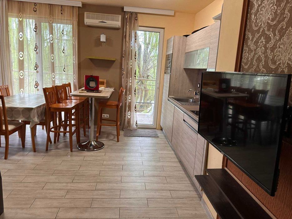 Тристаен с паркомясто в к-с Джоя парк - к.к. Златни пясъци