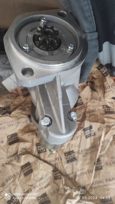 Стартер, термостат, комплект прокладок.