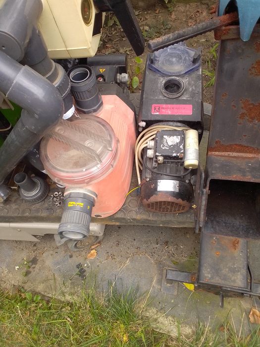 Vând filtru nisip piscina profesional