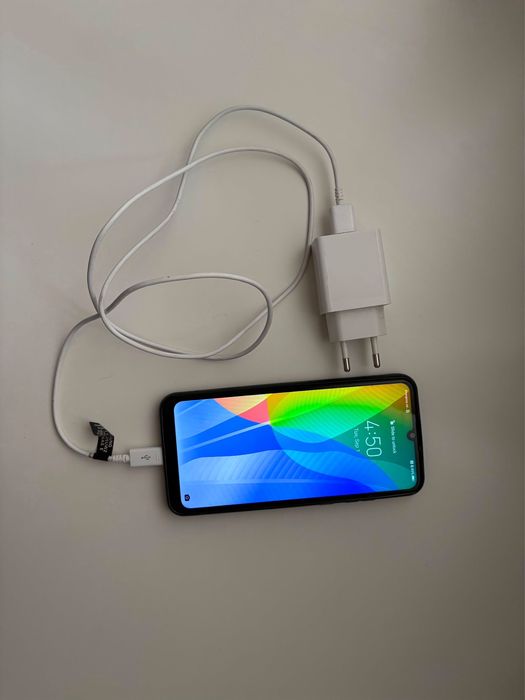Huawei Y6p 64GB/3GB - отлично състояние, с калъф и зарядно