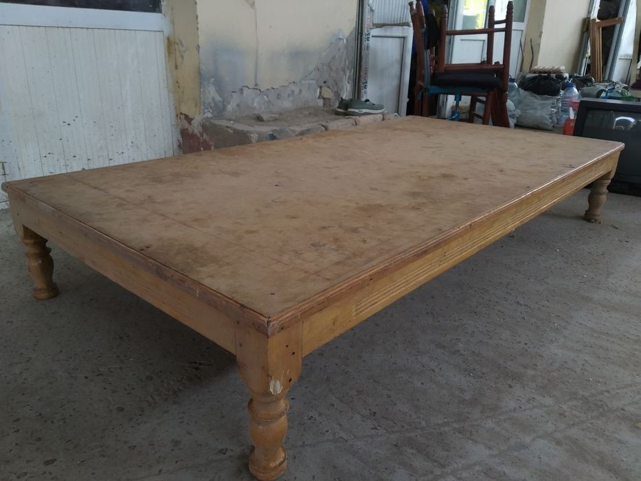 Стол сотиладииии