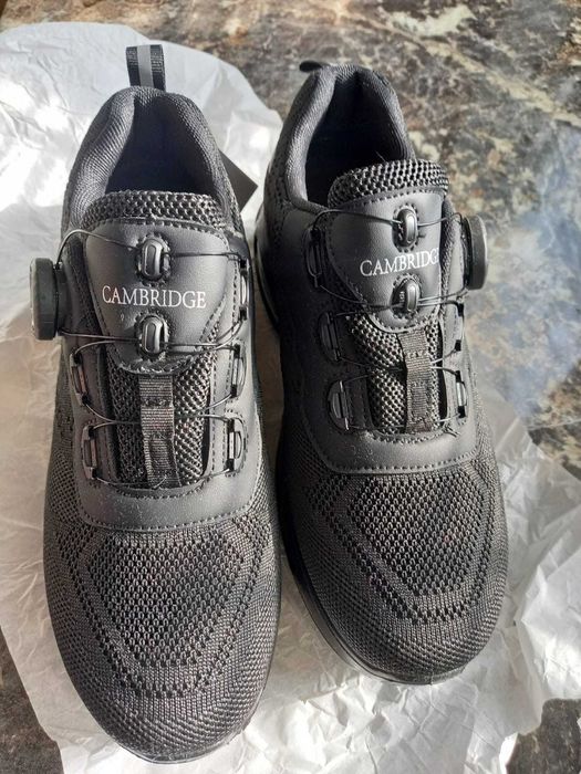 Обувь , кроссовки