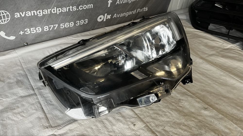 Десен и ляв фар Opel Combo E 2018-