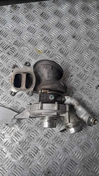 turbina BMW Seria 5 G30 2.0 I B48B20A an 2021 cod 9845814 03