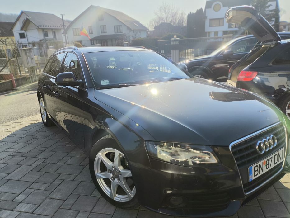 Vând Audi A4 B8, 2.0 TDI 170 CP, 2009.