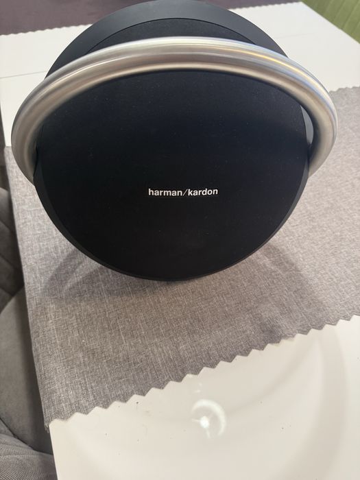 Harmon Kardon Onyx studio 4