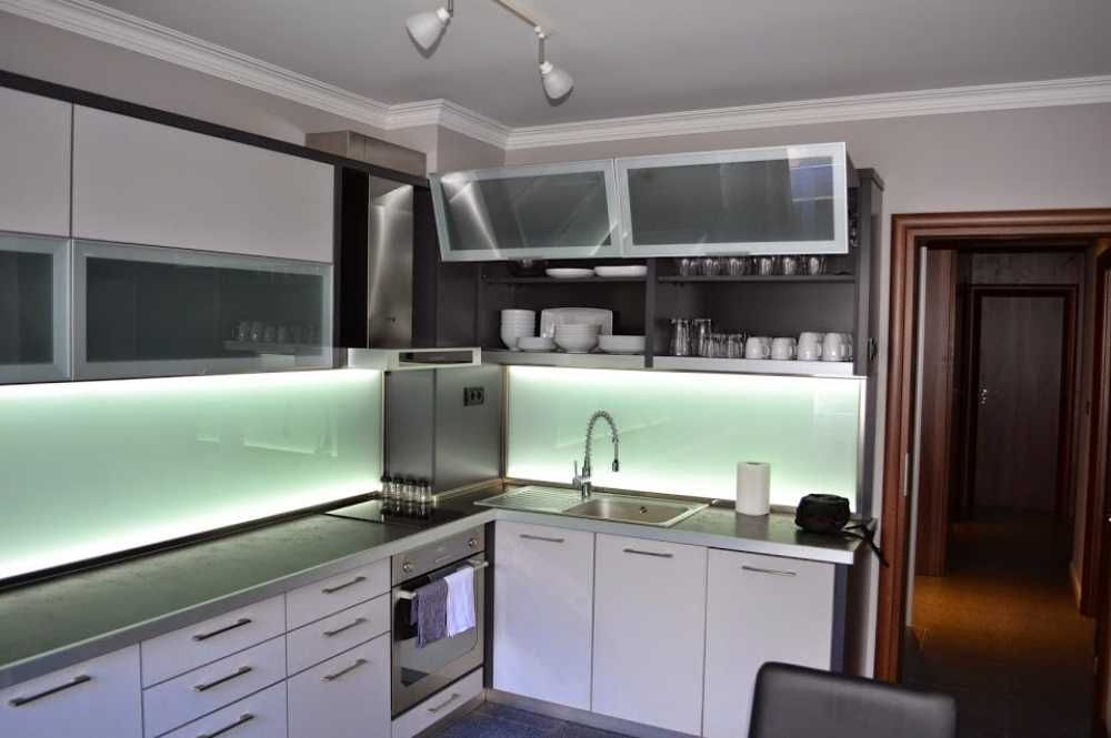 Продава се Тристаен апартамент в София, Стрелбище - 257 кв.м за 1012 €/кв.м - Снимка #1