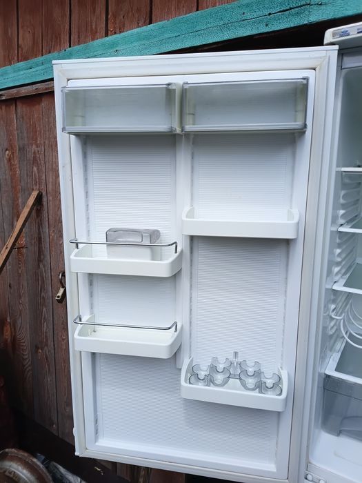 Продам холодильник отличное состояние