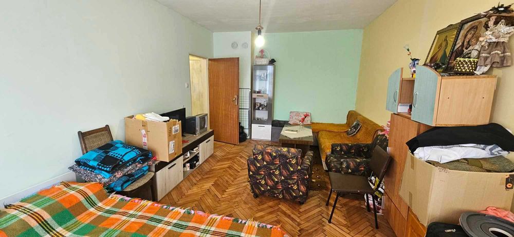 Двустаен имот в Кремиковци