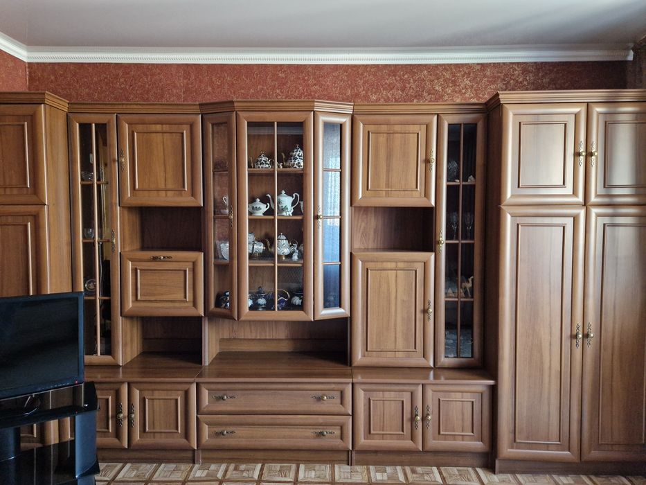 Продам стенку для гостиной