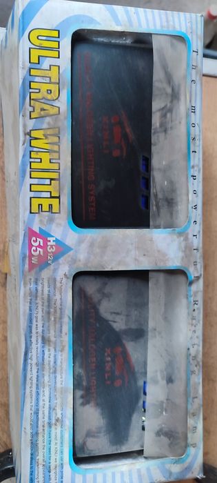 Продам противотуманные фары два вида