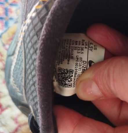 футболни маратонки NIKE номер 36.5