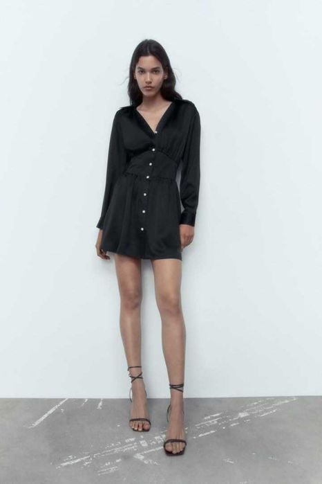 Сатенена рокля с копчета с камъчета Zara, XS