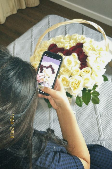 Продам цветы с буквой М! 51 шт