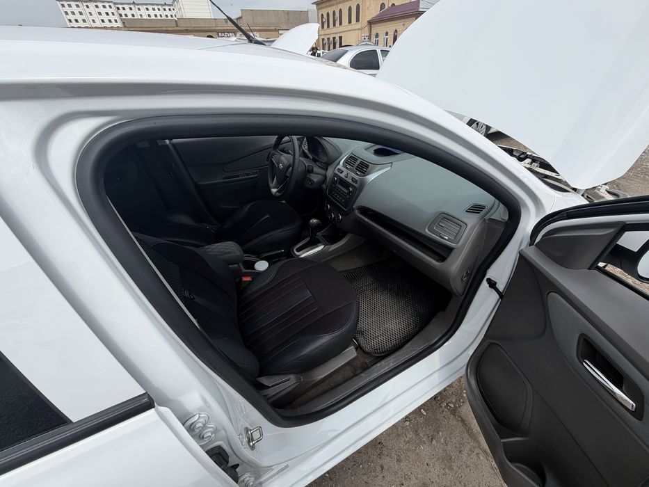 Кобалть 2024 пробег 27 минг бензин 4 та янги балон чехол поликлари бн