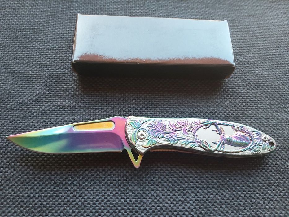 Джобен сгъваем нож с гравирана дръжка елен,2952