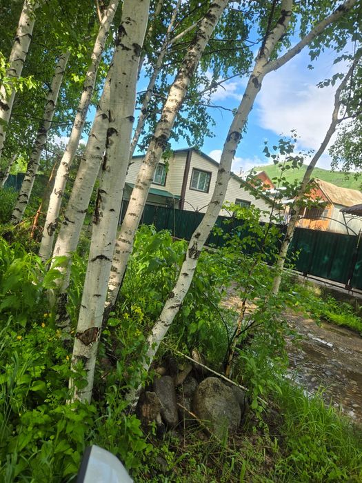 Продаётся дача в два уровня.