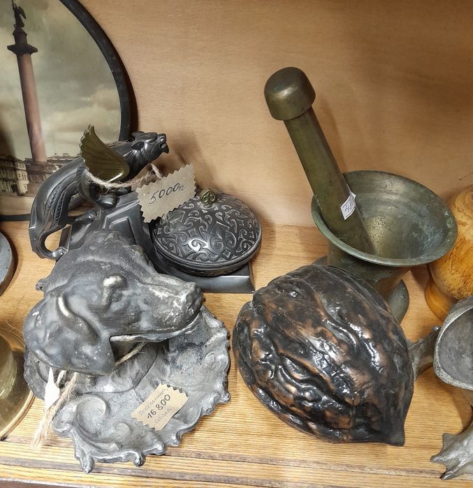 Статуэтки из чугуна,  силумина и др.