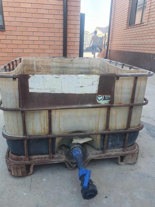 Бочка садовая б/у