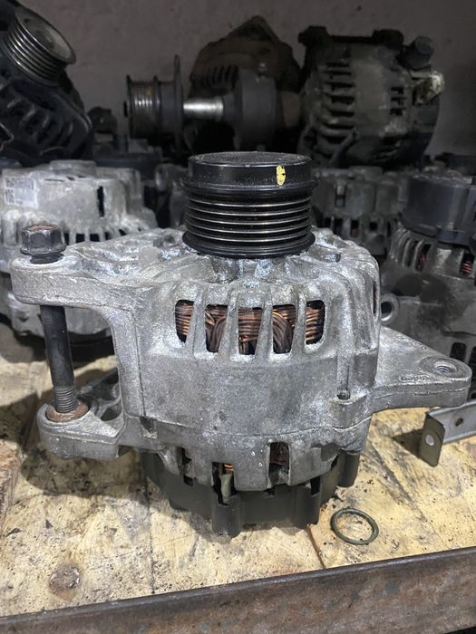 Продам Хундай Киа генератор привозной