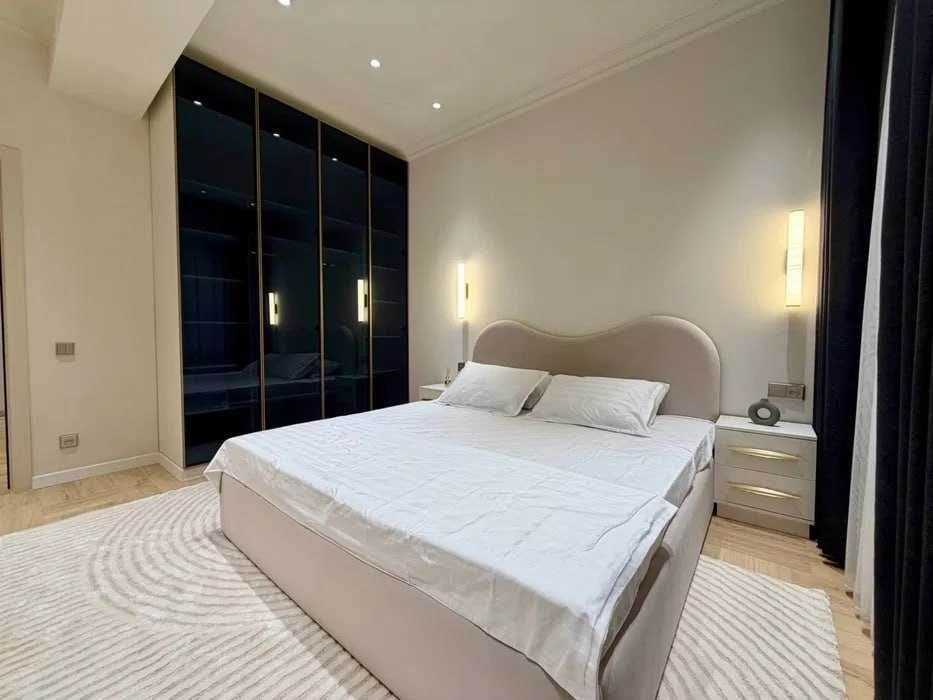 4-комнатная 130 м² + балкон у Тапоич Моста в ЖК Железнодорожников`