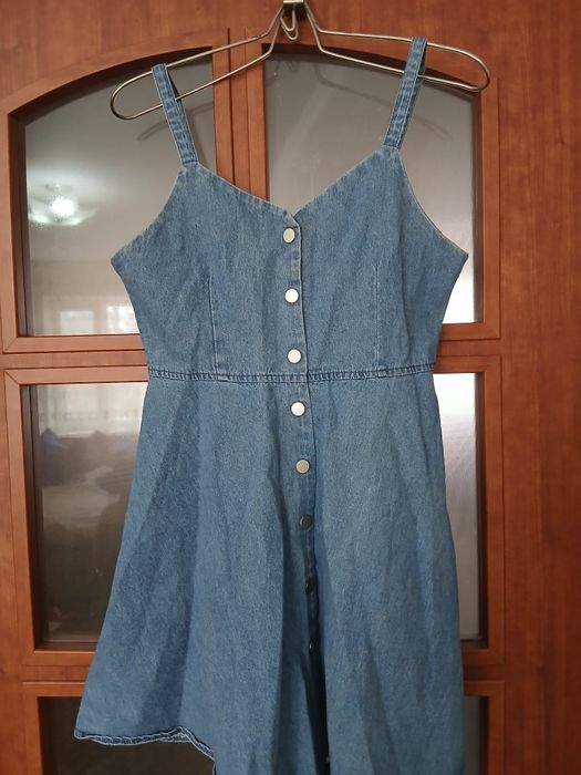 Продам женское платье