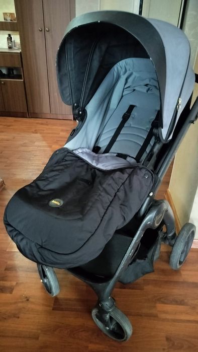 Коляска Kidilo Wonder.