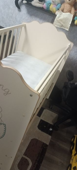 Детская кроватка маятник