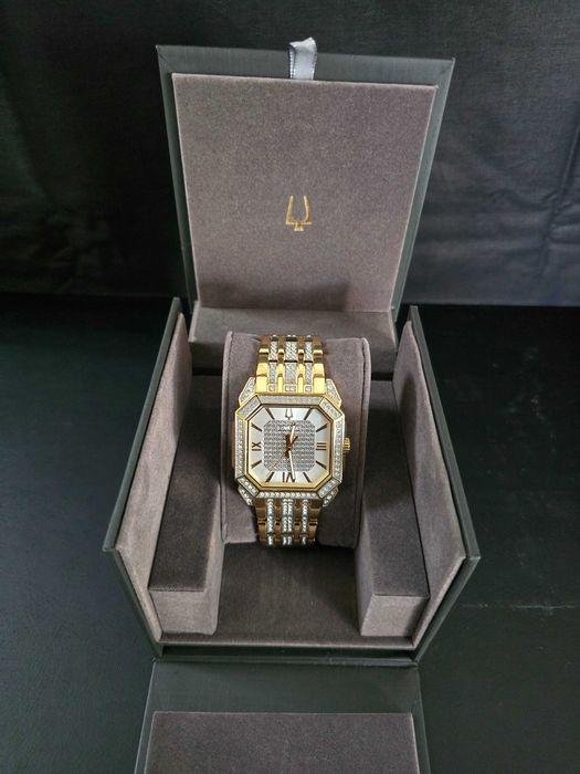 Мъжки часовник Bulova Octava Crystal Accents