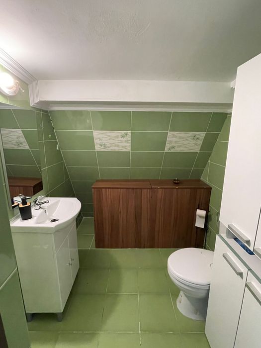 Vand apartament 2 dormitoare 2 bai 1 living cu bucatarie